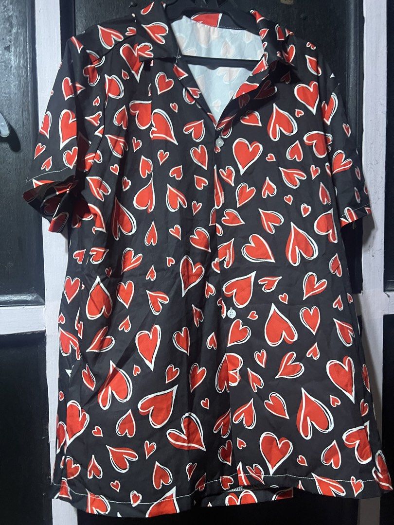 Manfinity Shein Hearts Top (Category: Tshirts & Polo Shirts ) located in Malabon City. Submitted by cecepicks (Listing ID 1431125492, Image 2). Description: .