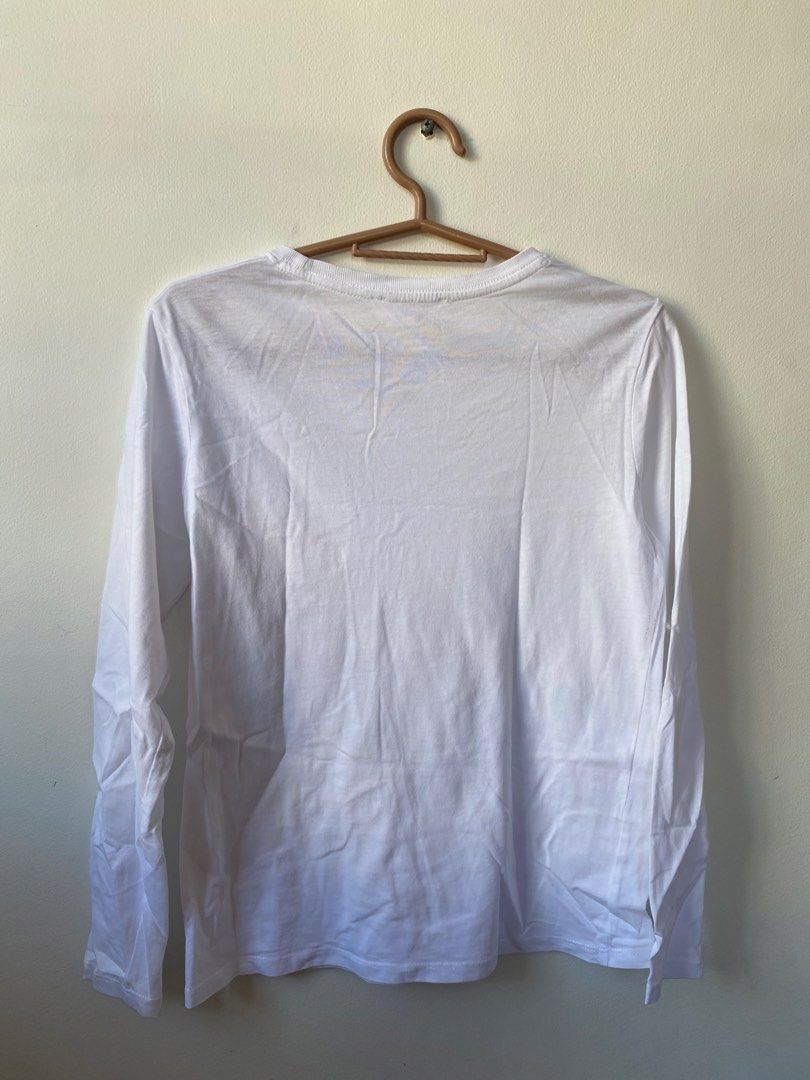 Mango White Long Sleeve Shirt - Size 10 (Category: Longsleeves) located in Paranaque City. Submitted by livefire_87f850 (Listing ID 1430991198, Image 2). Description: Brand: Mango Size: Size 10 Color: White Issue: None Condition: Good condition Payment: GCash payment Delivery: Lalamove or J&T.