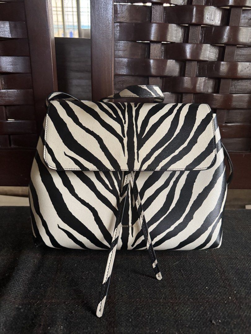Mansur Gavriel Zebra Print Handbag (Category: Luxury Bags & Wallets) located in Makati City. Submitted by cantstopshopping94 (Listing ID 1431054566, Image 2). Description: Used it less than 5x! It was a gift. Bought from New York. Price is negotiable just DM This is a special edition as it’s zebra print.