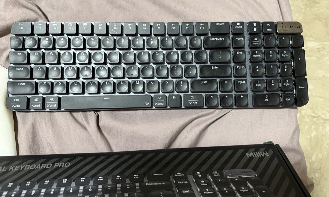 MIIW Wireless Mechanical Keyboard Pro - Brand New, Computers & Tech ...