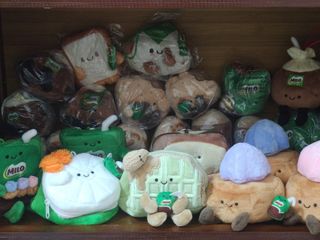 (Category: ) located in . Submitted by normy123 (Listing ID 1431104085, Image 1). Description: .