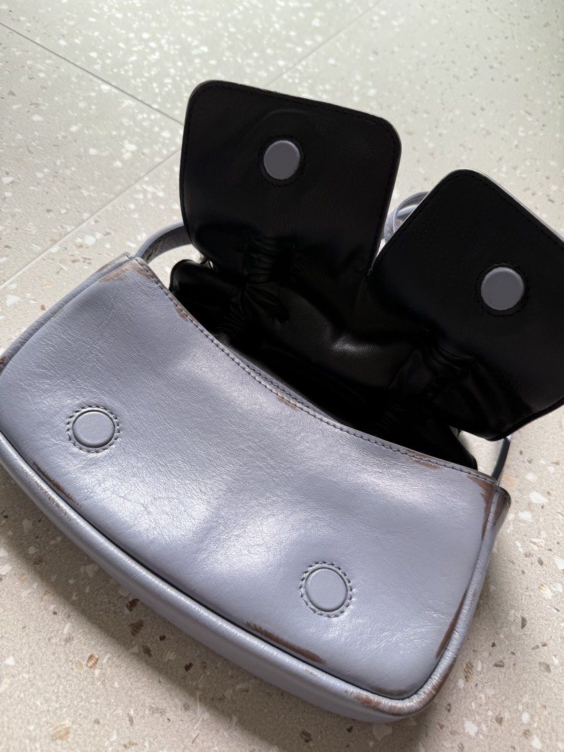 Multipocket micro bag (Category: Tote Bags) located in Singapore. Submitted by shelovesbarbie (Listing ID 1431076627, Image 3). Description: As good as new, very lightly used, no scratches, kept in pristine condition. Comes with dust bag. Free mailing available..