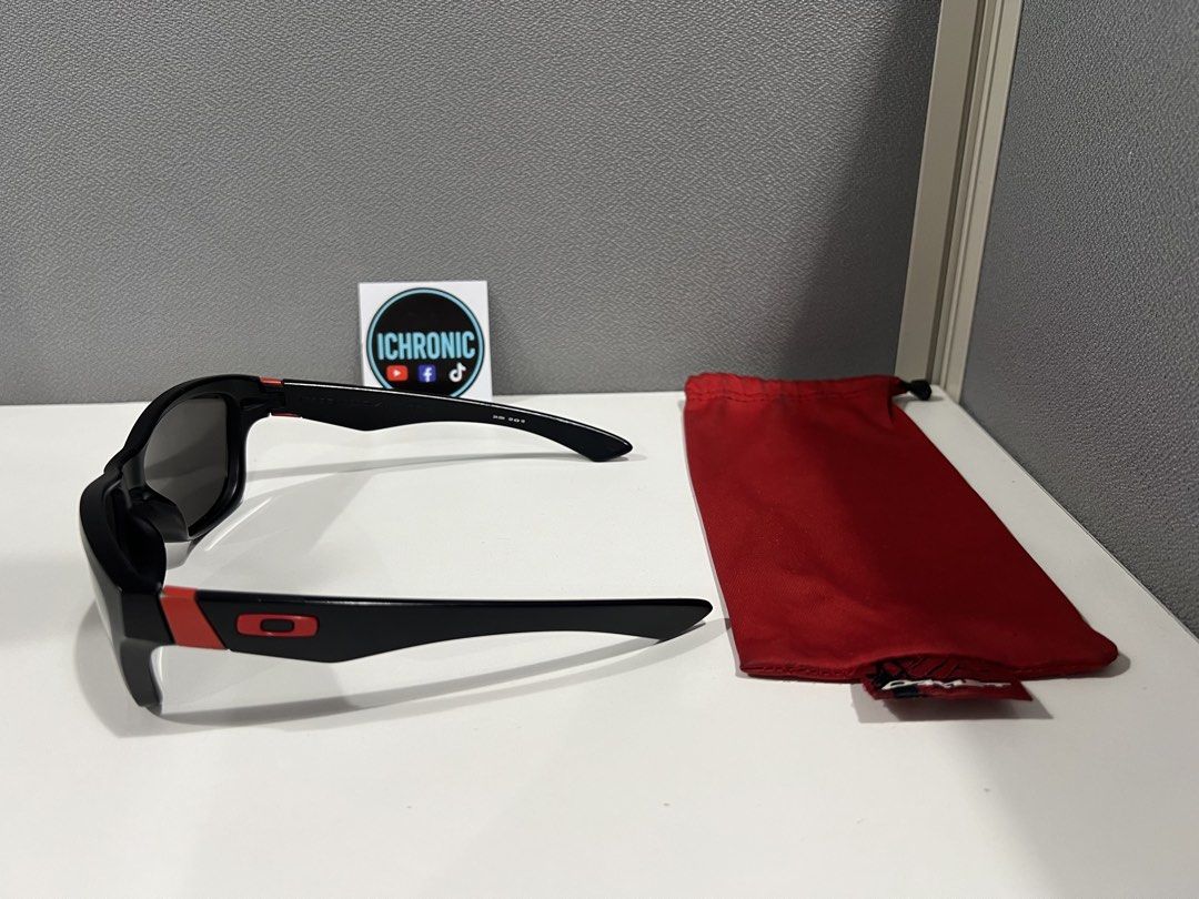 Oakley Jupiter Ducati - ₱6,000 (Category: Sunglasses & Eyewear) located in Pasig City. Submitted by ichronicshop (Listing ID 1431157872, Image 2). Description: Oakley Jupiter Ducati Good condition for serious Oakley collectors ₱6,000 only!!! Rosario, Pasig pick-up pin is iChronic Shop thanks! #iChronicShop #iChronic #Oakley #OakleySunglasses #OakleyJupiterDucati ..