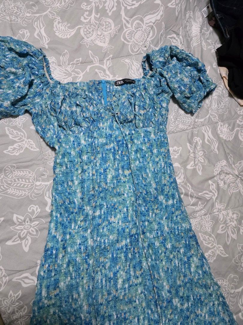 Zara dress (Category: Dresses) located in General Santos City (Dadiangas). Submitted by preloved_threads03 (Listing ID 1431125952, Image 1). Description: zara dress size xs .