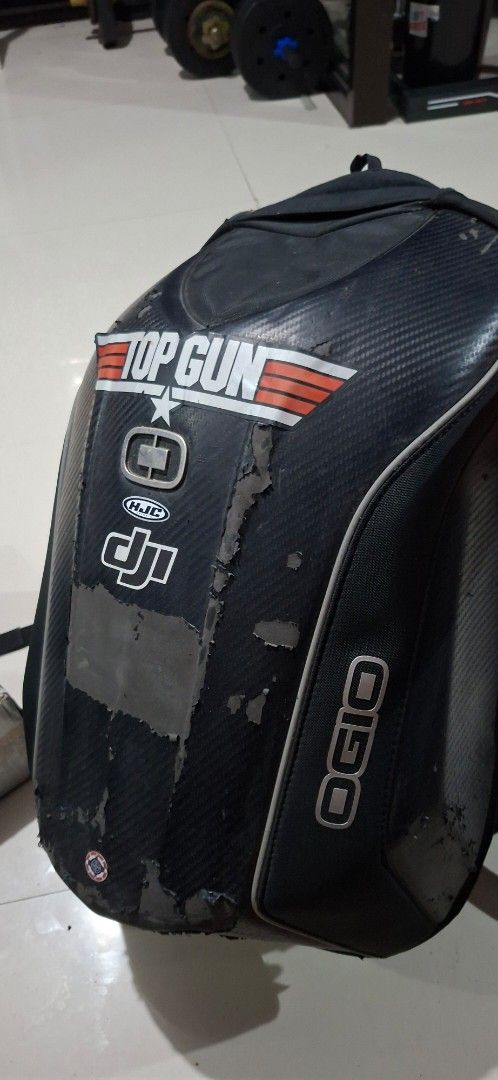 OGIO Backpack (Category: Backpacks) located in Manila. Submitted by adapunmark76703 (Listing ID 1431110466, Image 1). Description: Original ogio bagpack Size big Issue : on the picture.