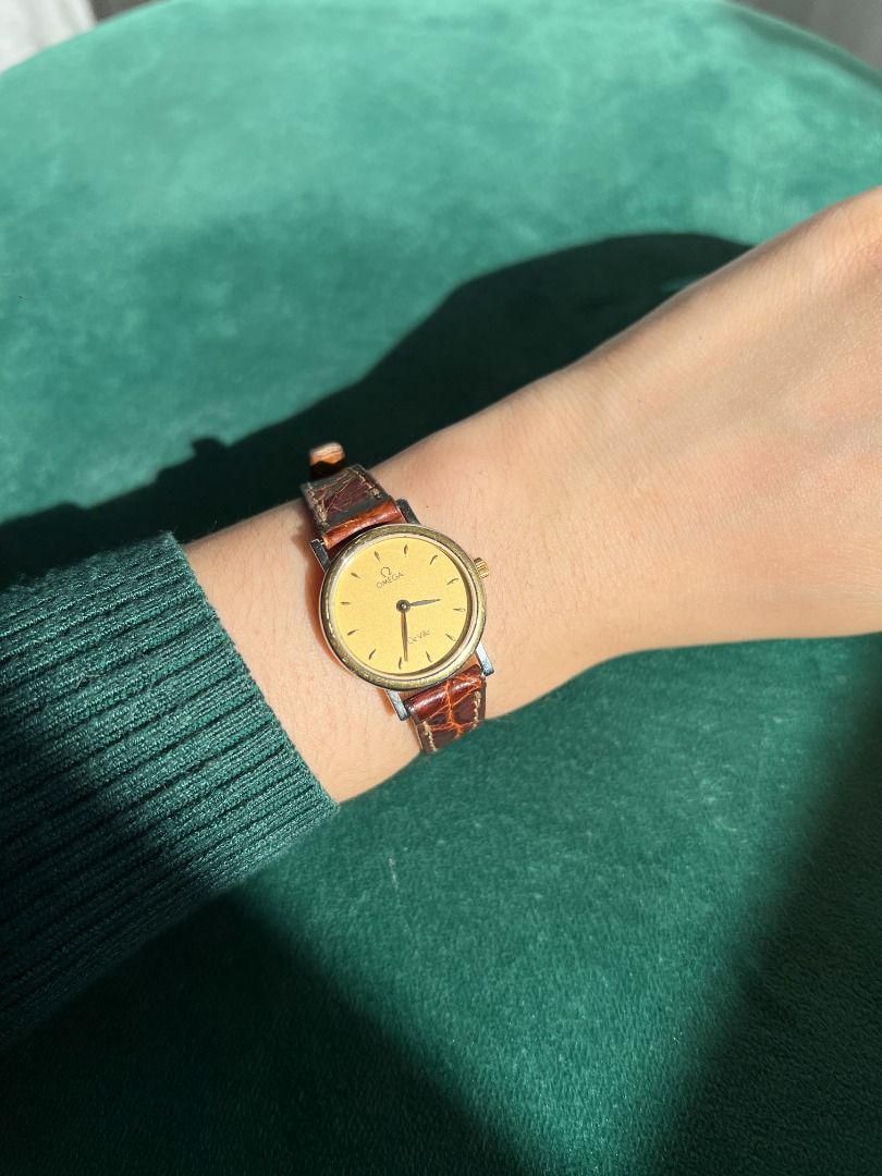 Omega De Ville (Category: Luxury Watches) located in Manila. Submitted by iterumlux (Listing ID 1431099533, Image 2). Description: Omega De Ville Women’s Watch – Champagne Dial Elevate your style with this timeless Omega De Ville ladies’ watch, a perfect blend of vintage charm and everyday sophistication. Known for its minimalist elegance, this piece is ideal for collectors and those who appreciate refined luxury. Details: • Brand: Omega • Model: