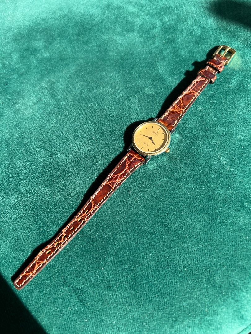 Omega De Ville (Category: Luxury Watches) located in Manila. Submitted by iterumlux (Listing ID 1431099533, Image 3). Description: Omega De Ville Women’s Watch – Champagne Dial Elevate your style with this timeless Omega De Ville ladies’ watch, a perfect blend of vintage charm and everyday sophistication. Known for its minimalist elegance, this piece is ideal for collectors and those who appreciate refined luxury. Details: • Brand: Omega • Model: