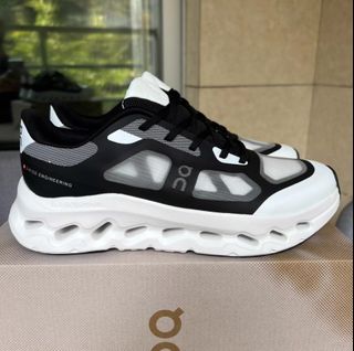 （分類：）位於 。 由 sneakerssssssssssss 提交（商品編號 1431037606，圖片 1）。簡介： 。