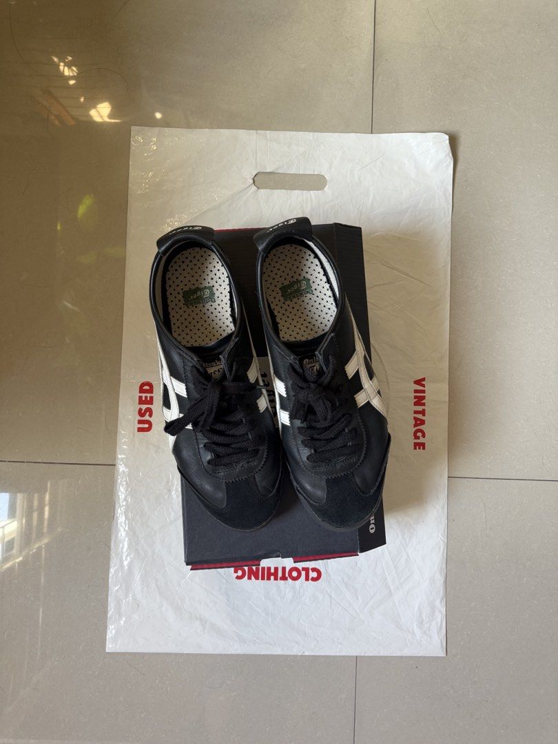 Onitsuka Tiger Mexico 66 (Black & White) Size 7.5 (Category: Sneakers) located in Manila. Submitted by riceloved (Listing ID 1431086632, Image 2). Description: Preloved and handled with care! Freshly cleaned as well. Bought for 9K+ Size 7.5 Women’s Price is negotiable :) RFS: Spring cleaning.