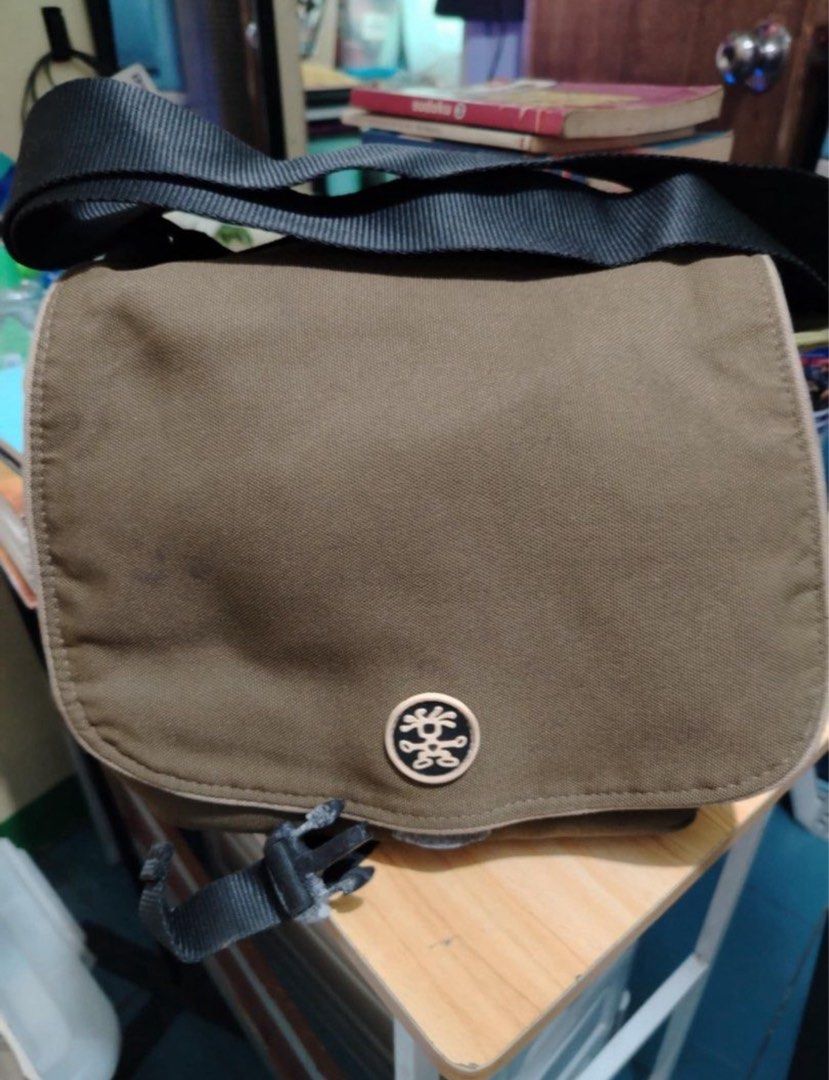 Original Crumpler Camera Bag (Category: Camera Bags & Carriers) located in Quezon City. Submitted by hgaby (Listing ID 1431166176, Image 1). Description: Flaws: Whitened Hardware but can be restored.