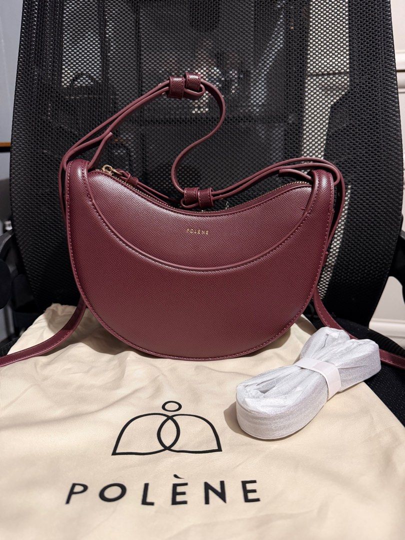 Poléne Numero Dix Bag (Category: Shoulder Bags) located in Quezon City. Submitted by gil_preloved (Listing ID 1431149948, Image 1). Description: Polene Numero Dix in Burgundy No other flaws besides the leather lining scratch at the bottom. Inclusions: With dust bag and unused crossbody strap Rfs: Eyeing another bag :)) made in viet not auth.