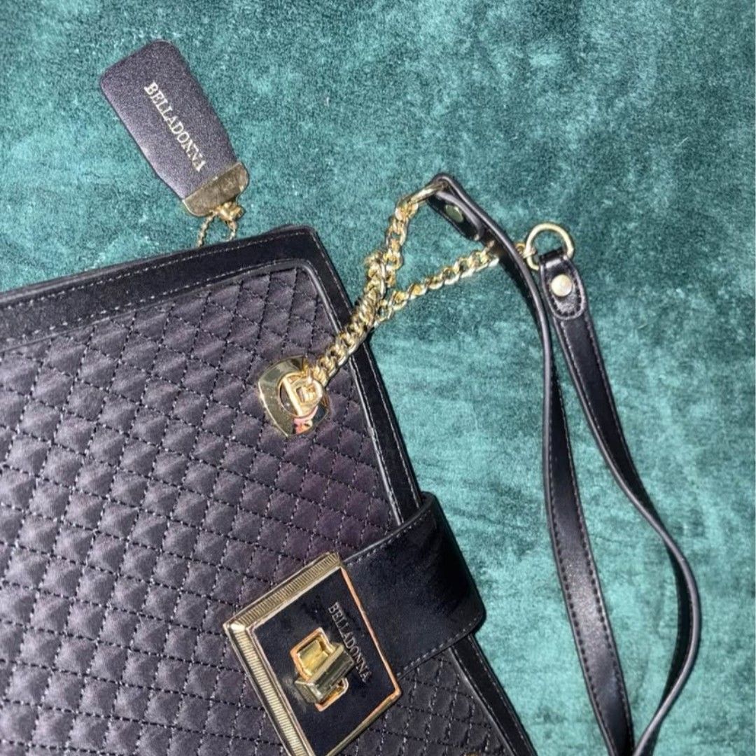PRELOVED BELLADONNA SHOULDER BAG (Category: Shoulder Bags) located in Manila. Submitted by jyimey (Listing ID 1431024236, Image 2). Description: .