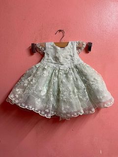 (Category: ) located in . Submitted by tinytrendcloset (Listing ID 1431128076, Image 1). Description: .