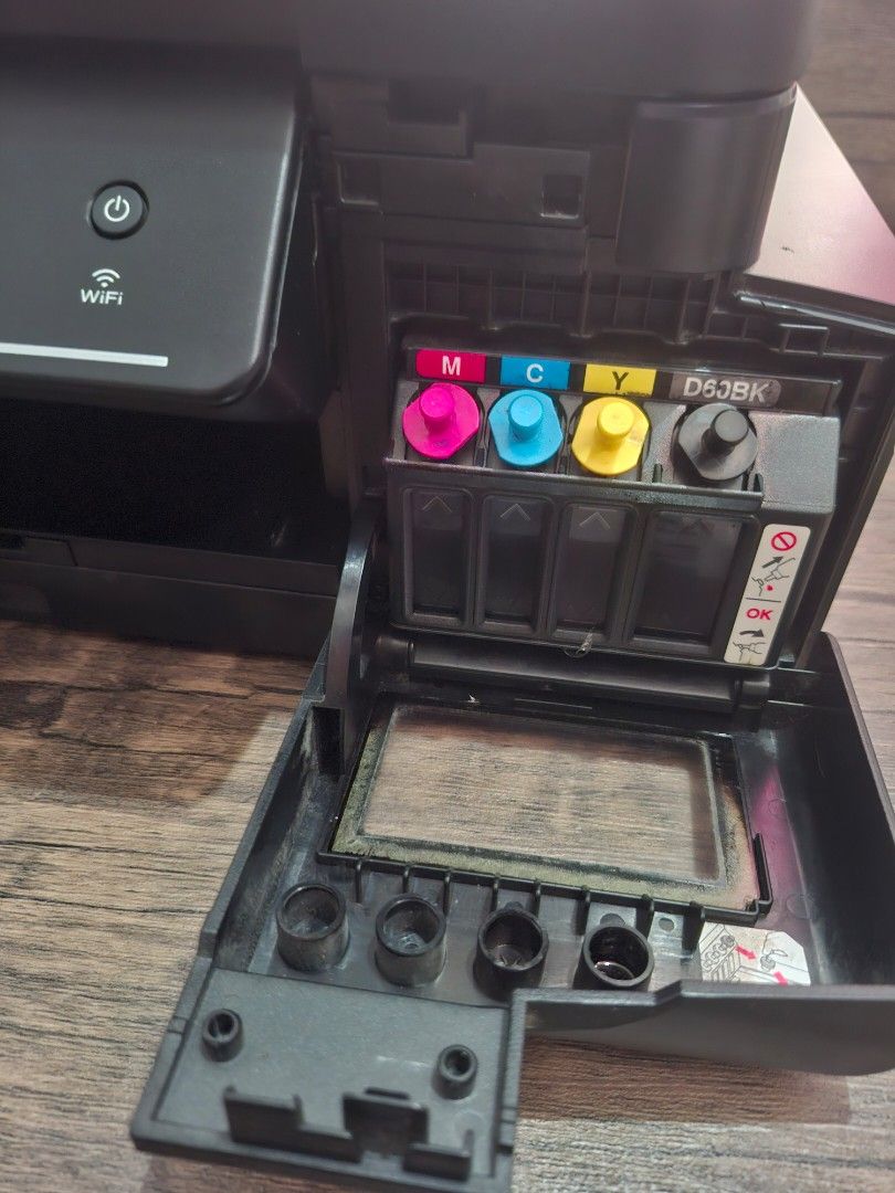 Printer (Category: Printers, Scanners & Copiers) located in Quezon City. Submitted by iamfourth23 (Listing ID 1431053704, Image 3). Description: Brother DCP T720DW 5in1 printer can print and scan thru cellphone can xerox and scan up to legal size can print back to back good for photo print up to 250gsm good for student good for business no issue/ready to use/ready to use pick up dito sa bahay test bago payment location:caloocan nesr nova q.c 5min