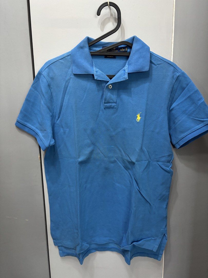 Ralph Lauren Polo Shirt (Category: Tshirts & Polo Shirts ) located in Manila. Submitted by rsmsn (Listing ID 1431047458, Image 1). Description: With minor discoloration. Length 25 inches. Body width 20 inches. .