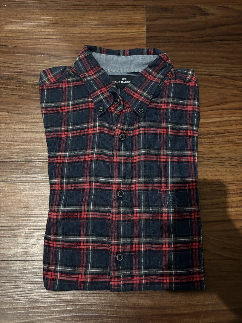 Red Blue Flannel Size S (Kategori: Atasan) berada di Depok. Dikirim oleh fiorelloaffandi (ID iklan 1431145946, Gambar 3). Deskripsi: Red Blue Flannel Size S Preloved.