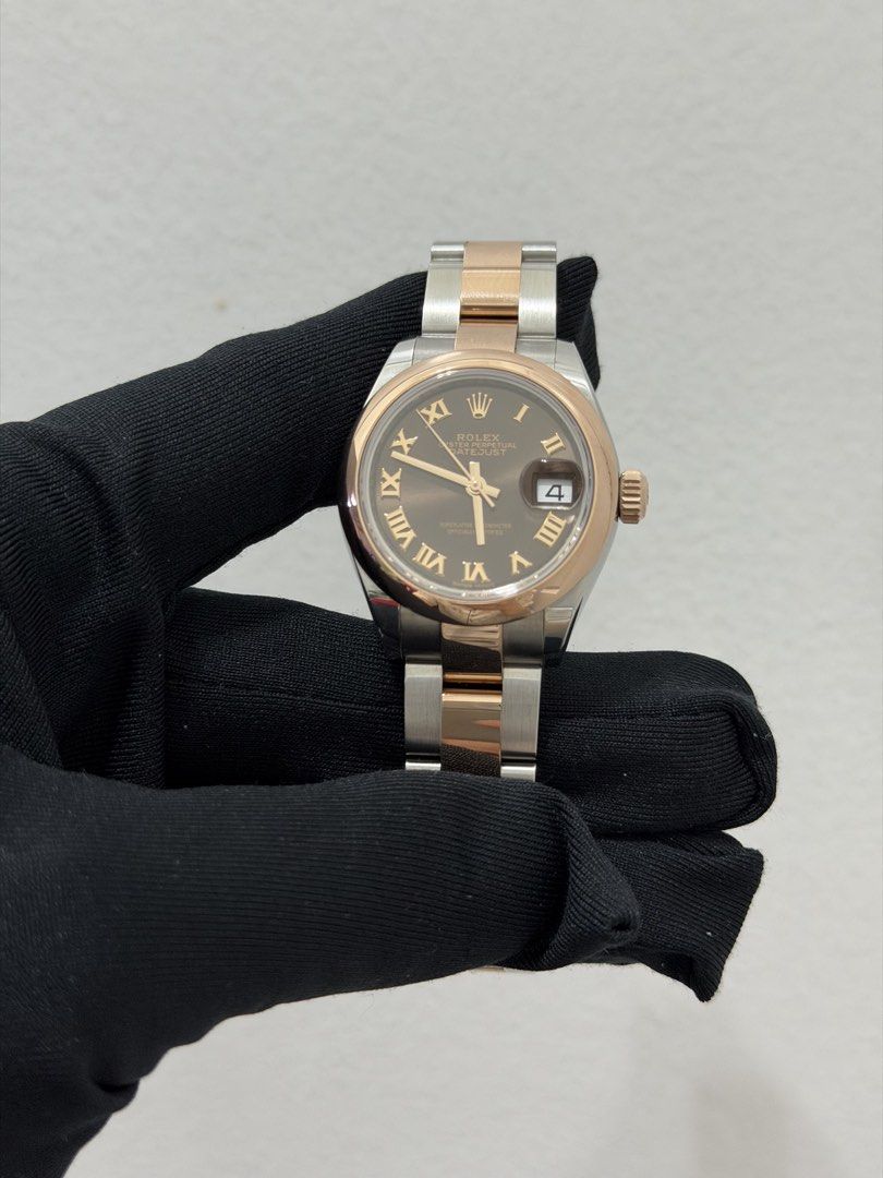 Rolex Lady-Datejust Rose Gold Chocolate Dial (Category: Luxury Watches) located in San Juan City. Submitted by rhyswatchph (Listing ID 1431115970, Image 2). Description: Rolex Lady-Datejust Rose Gold Chocolate Dial 28mm 279161 Year 2018 Full set Foreign AD Condition 9.8/10 San Juan City On hand.