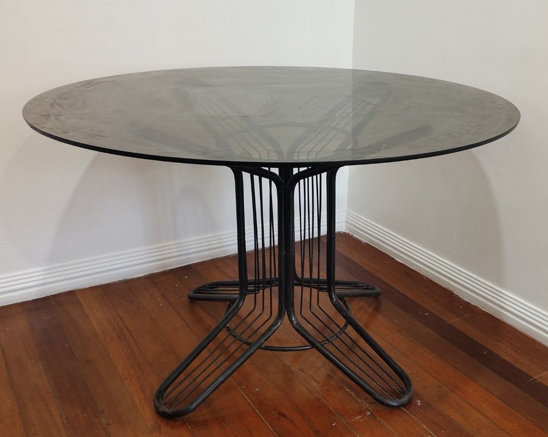Round Glass Top Table (Category: Tables & Sets) located in Quezon City. Submitted by methodstudios (Listing ID 1431079771, Image 1). Description: diameter: 121cm Thickness: 1cm Height: 73cm .