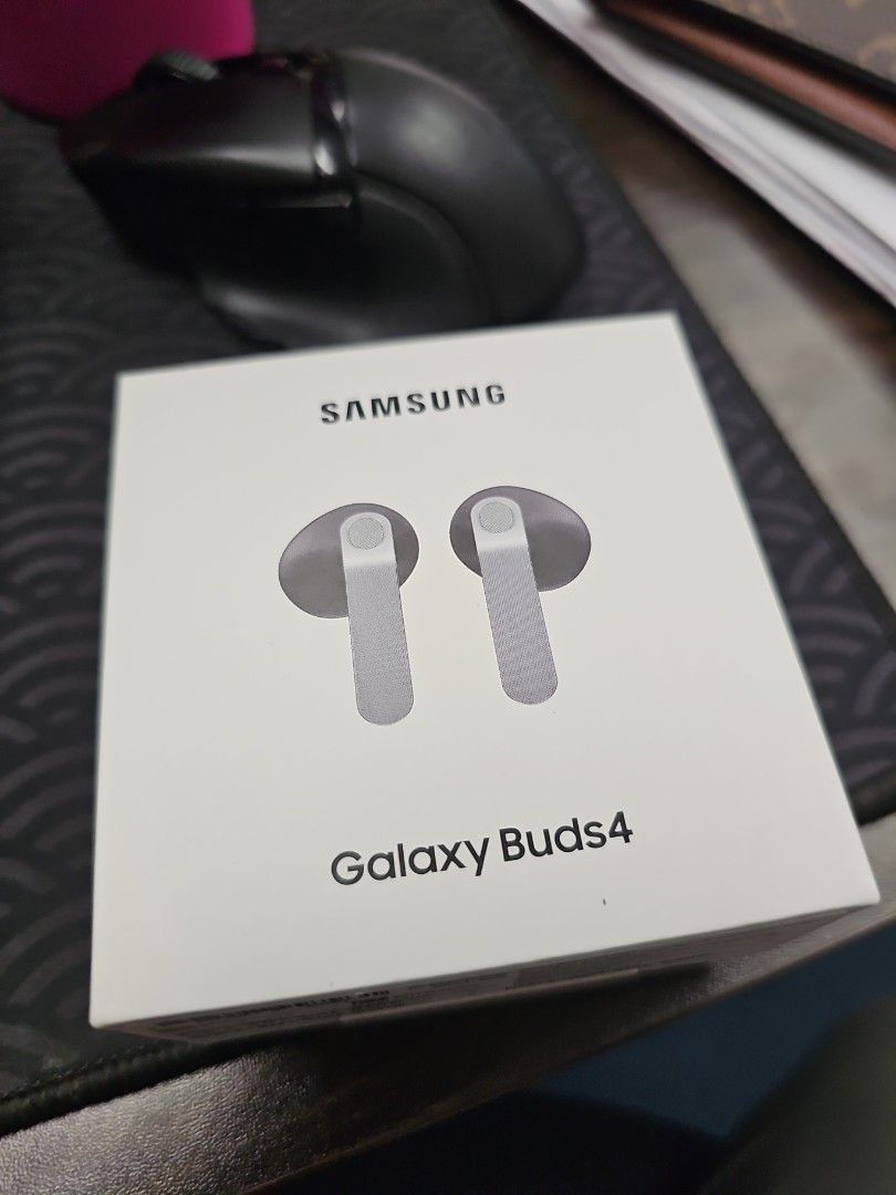 Samsung Galaxy Buds4 - Brand New