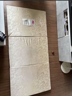 (Category: ) located in . Submitted by pinkieeeee. (Listing ID 1431131422, Image 1). Description: .