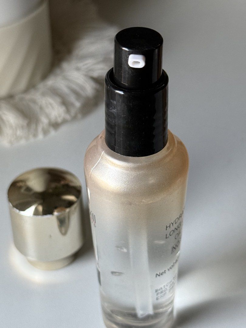Shawill 6H Long Wearing Face Primer (Category: Makeup) located in Bacoor. Submitted by pausroom (Listing ID 1431079248, Image 3). Description: - expiration date: sept 2027 - used only once - selling half the price - very clean!! - 40 ml rfs: not for my skin type .