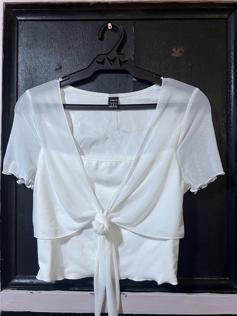 Shein White Top (Category: Blouses) located in Malabon City. Submitted by cecepicks (Listing ID 1430994938, Image 2). Description: .