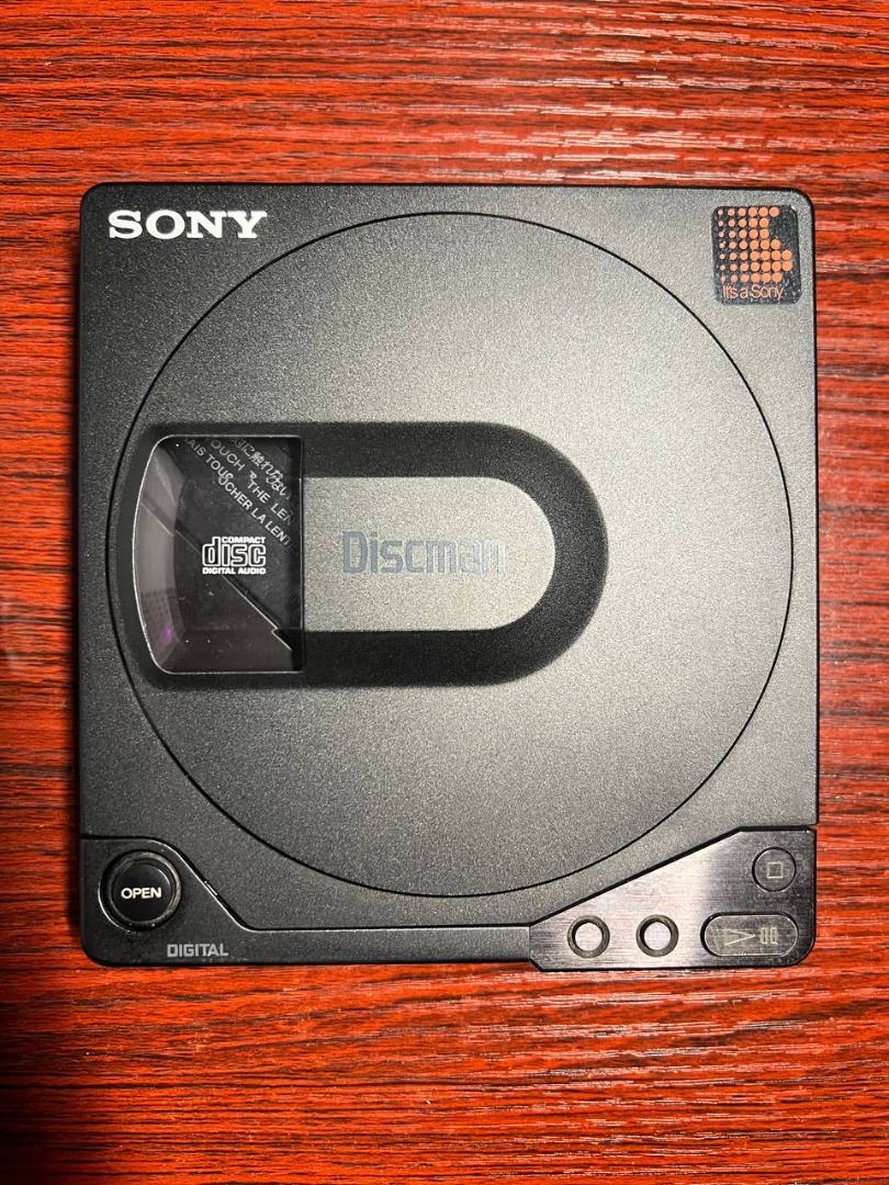 Sony Discman D-150 Portable CD Player (1980's), Audio, Portable Music ...