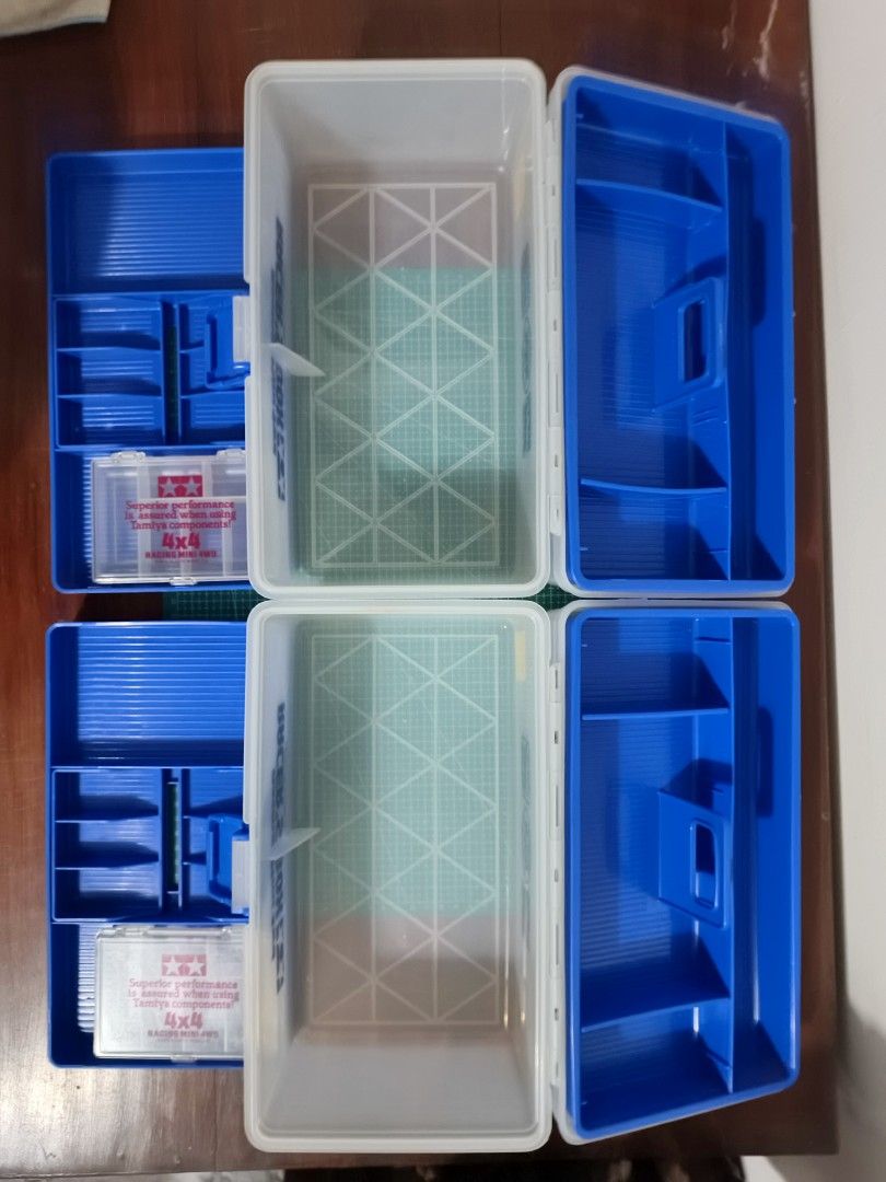 Tamiya Racing Mini 4WD Racer's Box (Category: Vehicle & Diecast Models) located in San Vicente. Submitted by rakamiael810 (Listing ID 1431180321, Image 2). Description: 1500 each with mini case each. +free shipping kay sure buyer if take both📦💯👌👍.
