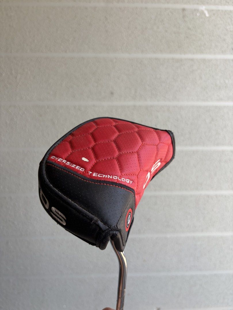 TaylorMade Monte Carlo OS 72 Putter (Category: Golf) located in Santa Rosa. Submitted by rumborro (Listing ID 1430991031, Image 3). Description: Taylormade Monte Carlo Mallet Putter Issue: Grip, please see photos.