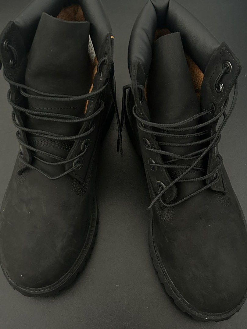 Timberland Matte Black Boots (US Size 6.5) (Category: Boots) located in Las Pinas. Submitted by gelds (Listing ID 1430989175, Image 2). Description: Used one Lalamove c/o buyer Metro Manila only.