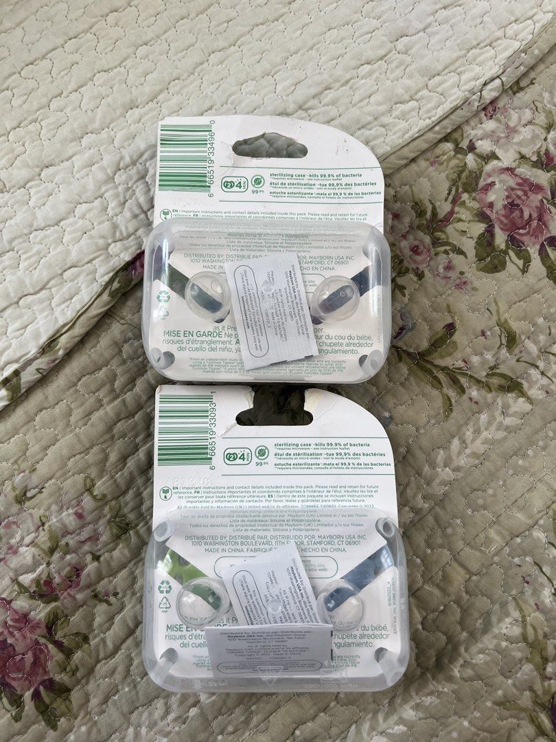 tommee tippee pacifier 18-36 months (Category: Soothers & Pacifiers) located in Pasig City. Submitted by svgarr (Listing ID 1431062228, Image 2). Description: 350 each brand new, unused pacifier for sale. rfs: my nephew received several, so this is extra. add 70 sf (flash express) 📍iloilo.