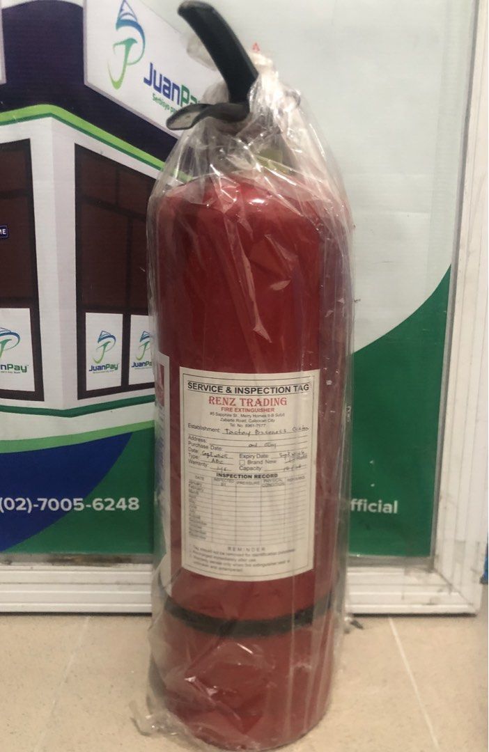 Unused Red Fire Extinguisher 10 lbs. (Category: Everything Else Others) located in Caloocan City. Submitted by robautz (Listing ID 1431014686, Image 2). Description: Unused Red Fire Extinguisher Type: Classes ABC Capacity: 10 lbs Expiry Date: September 2026 (‼️CAN BE REFILLED) Location: Alecon Homes Llano, North Caloocan Contact: Send PM or text 09569212857.