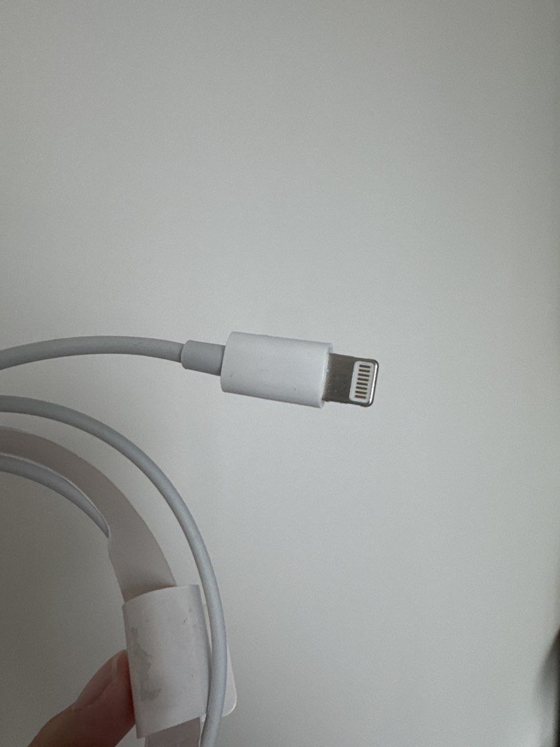 USB-C to lighting cable, Mobile Phones & Gadgets, Mobile & Gadget ...