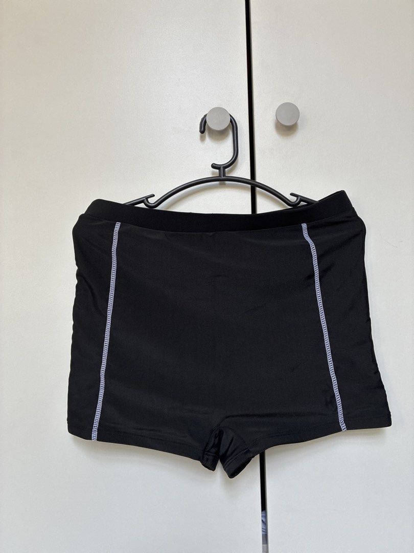 USRONIE Long Sleeve Swimsuit Set (Category: Bikinis & Swimsuits) located in Taguig. Submitted by polengreyn (Listing ID 1430205299, Image 2). Description: No longer fits. Negotiable for sure buyer Size L on the app, fits 26-28” waistline.