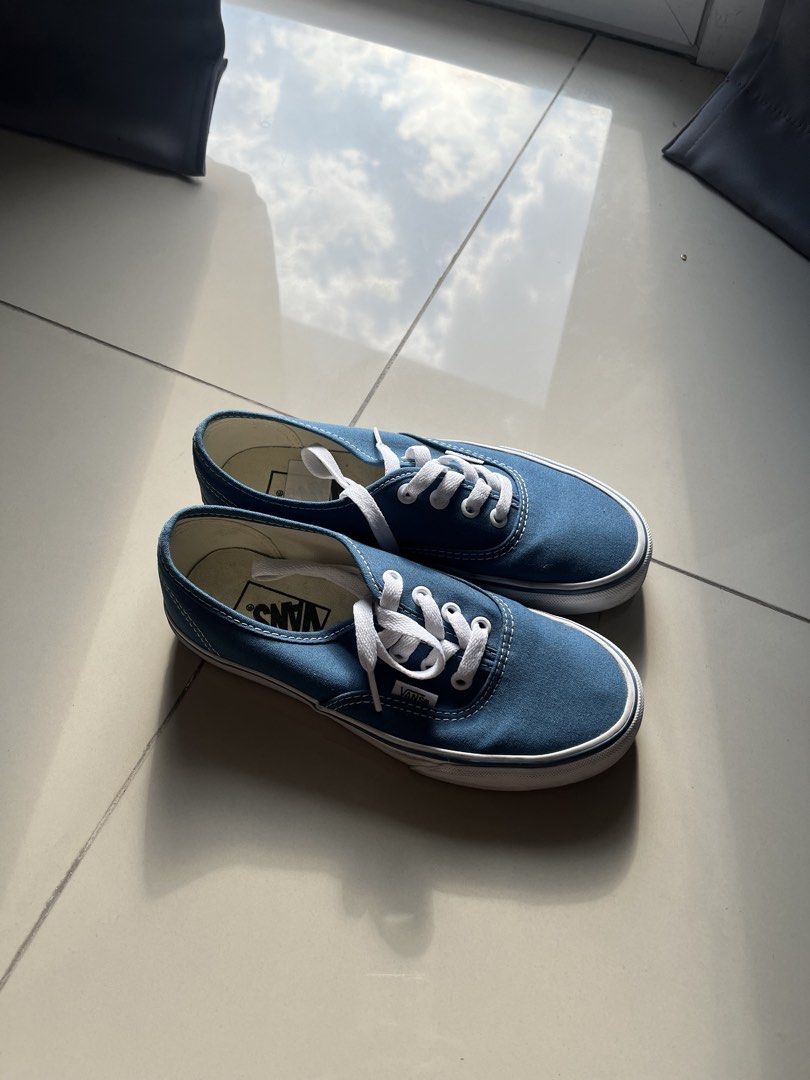 RUSH SALE Vans Authentic Blue Sneakers (Category: Sneakers) located in Manila. Submitted by saii0206 (Listing ID 1431100612, Image 3). Description: no box na original to guaranteed moneyback if proven fake rfs di nagagamit once lang sinuot di ko trip tsaka need ng funds like brand new pa.