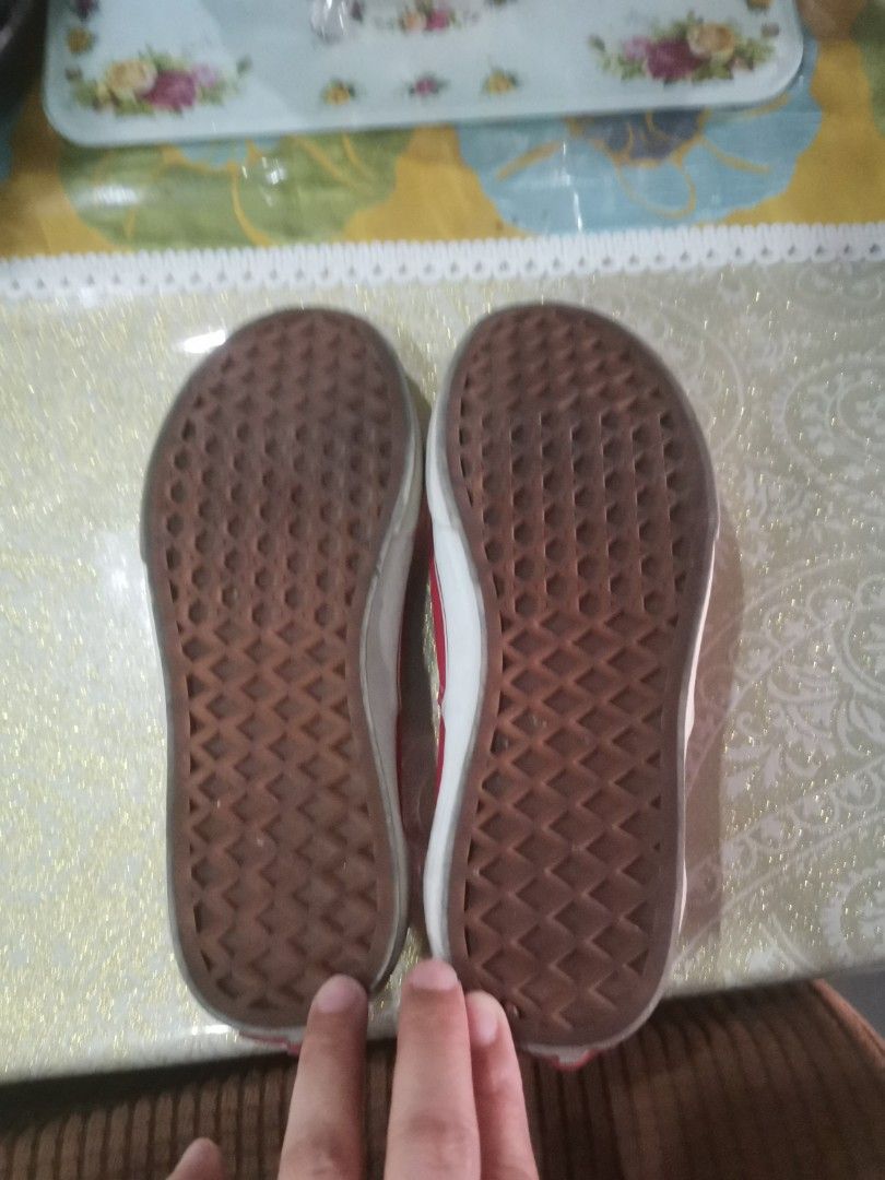 Vans Authentic Red Sneakers for kids 21cm (Category: Sneakers) located in Paranaque City. Submitted by francismichaelwalrath2-28680 (Listing ID 1430984658, Image 3). Description: Classic red Vans Authentic sneakers. Features white laces and a white sole. The Vans logo is visible on the tongue and insole. The soles show some wear. A timeless design perfect for everyday wear..