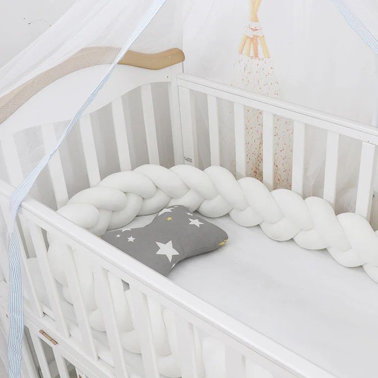 White Knotted Baby Crib Bumper (Category: Children's Beds) located in Quezon City. Submitted by lrmdln (Listing ID 1431080810, Image 2). Description: .