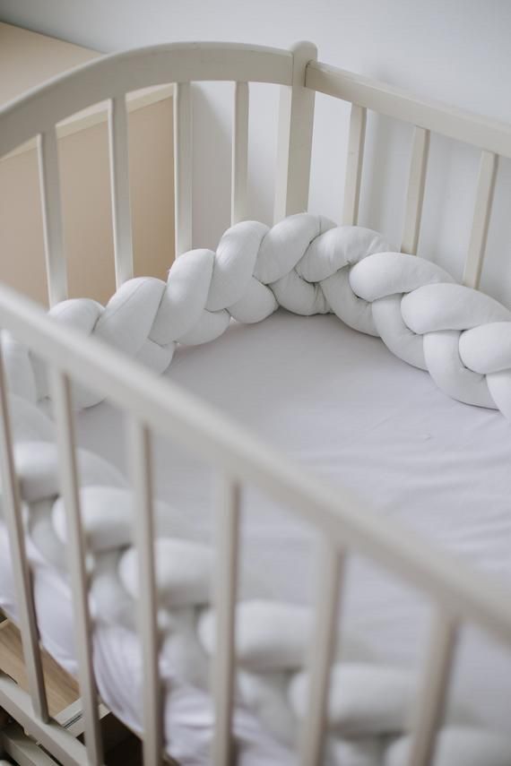 White Knotted Baby Crib Bumper (Category: Children's Beds) located in Quezon City. Submitted by lrmdln (Listing ID 1431080810, Image 1). Description: .