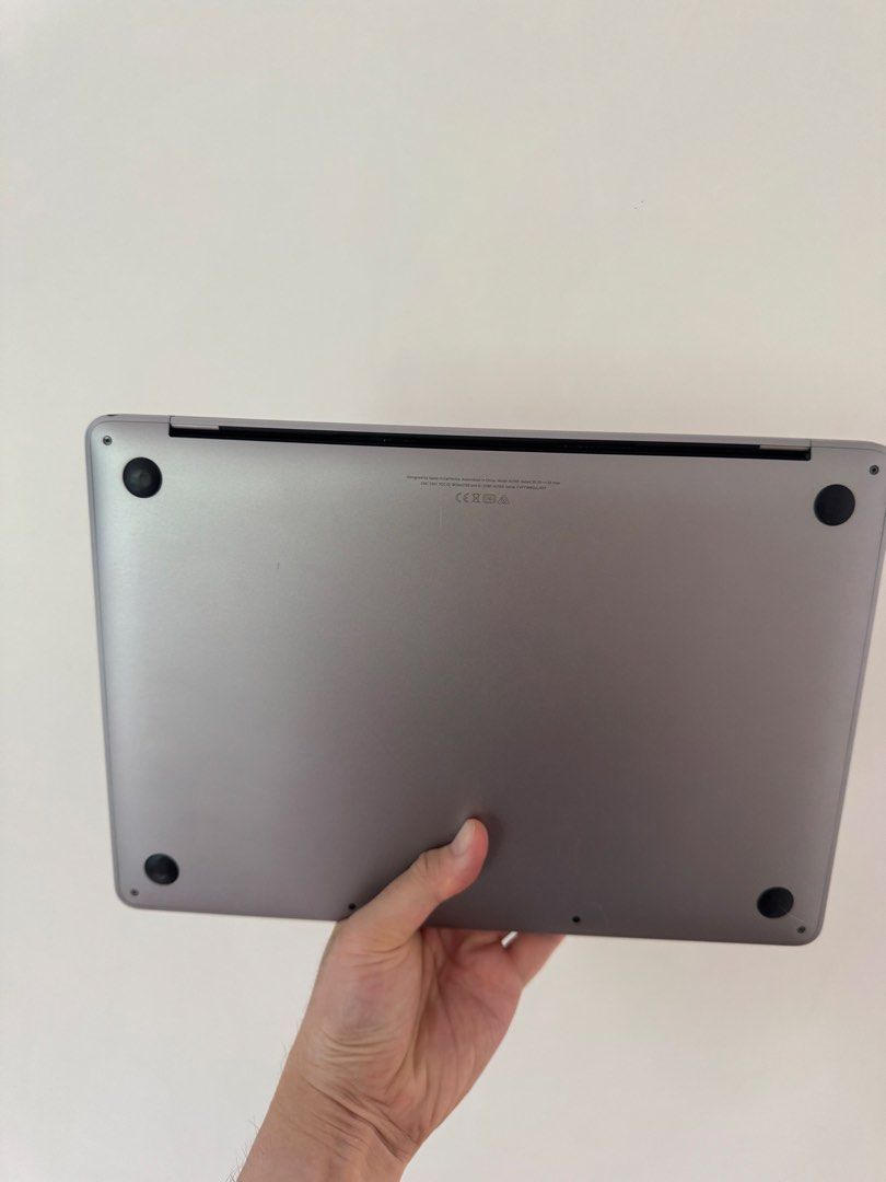 13 Inch MacBook Pro441997908823910402