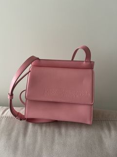 （分類：）位於 。 由 Blossomsplus 提交（商品編號 1435432133，圖片 1）。簡介： 。