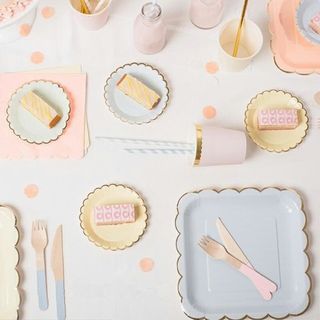 (Category: ) located in . Submitted by littlecakestandsg (Listing ID 1435407170, Image 1). Description: .