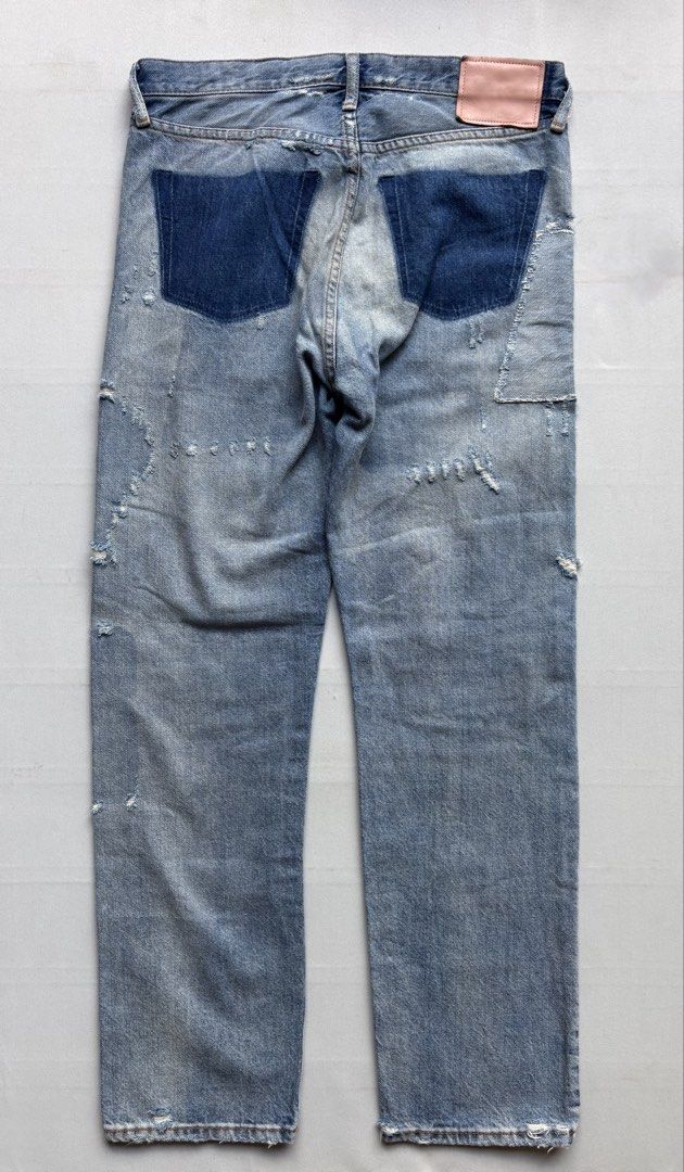 ACNE STUDIOS 1996 Vintage Patch Jeans (Category: Jeans) located in Baguio. Submitted by viibodegaaa (Listing ID 1435402795, Image 2). Description: Item: ACNE STUDIOS 1996 Vintage Patch Jeans Size: 29 Waist: 32’ Rise: 11.5’ Thigh: 11’ Inseam: 28.5’ Length: 39’ Leg opening: 7.5’ CONDITION: excellent PRICE: 3880 .