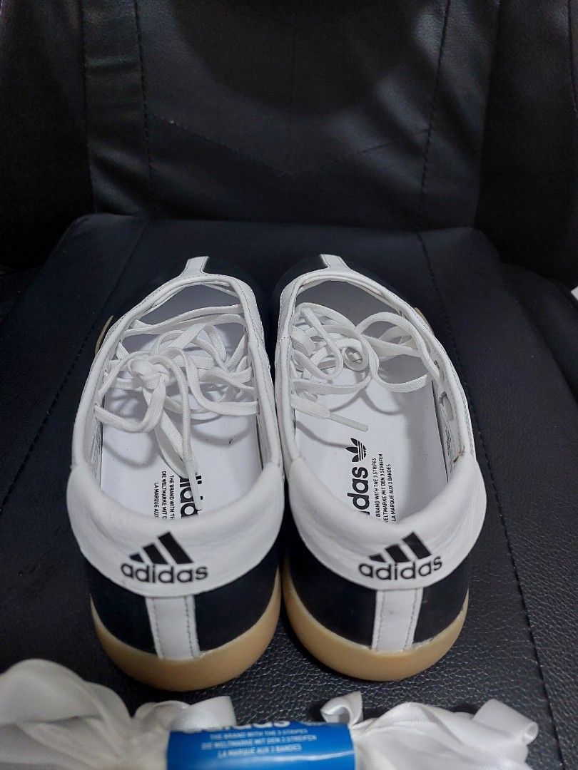 Adidas Women's Flats (Category: Flats & Sandals) located in Manila. Submitted by micollects (Listing ID 1435439670, Image 2). Description: ADIDAS FLATS Taekwondo Mei Shoes US 6 / UK 4.5 /CHN 30 (also posted) - 5k slightly nego - brand new (imported from overseas) / NEVER USED - comes w/ extra adidas lace - no box kasi sinama lang sa package of a lot of things, para mag-kasya - has signs of dirt and dust cause na-stock lang sa shoe rack Hi! Sellin