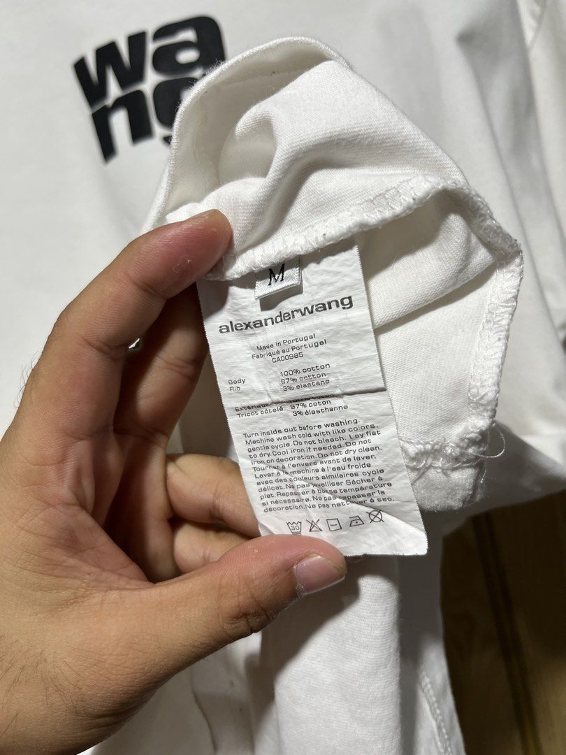 Alexander Wang Wang Logo T-shirt (Category: Tshirts & Polo Shirts ) located in Bacolod City. Submitted by jem111111 (Listing ID 1435502356, Image 3). Description: 21x28.5 need wash excellent condition.