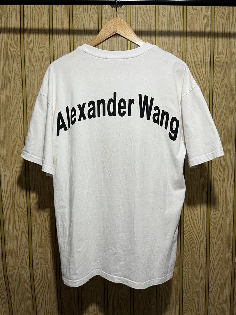 Alexander Wang Wang Logo T-shirt (Category: Tshirts & Polo Shirts ) located in Bacolod City. Submitted by jem111111 (Listing ID 1435502356, Image 1). Description: 21x28.5 need wash excellent condition.