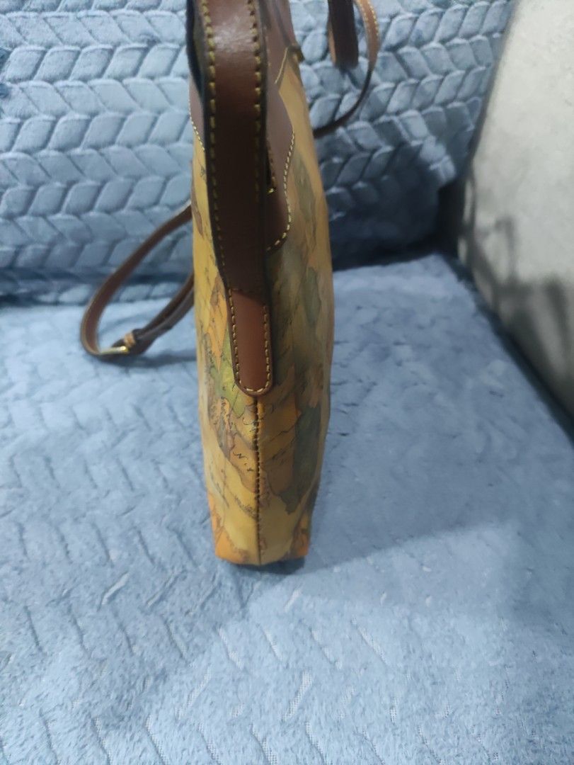 Alviero Martini Geo Map Crossbody Bag (Category: Luxury Bags & Wallets) located in Cainta. Submitted by luxesparkle (Listing ID 1435490065, Image 3). Description: - Alviero Martini crossbody bag -U.S bought -Very pretty in actual .