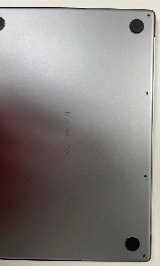 Apple 16” MacBook M1 Pro - Silver442018313442447360