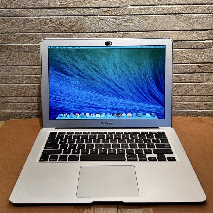 Apple MacBook Air ‘13 A1466