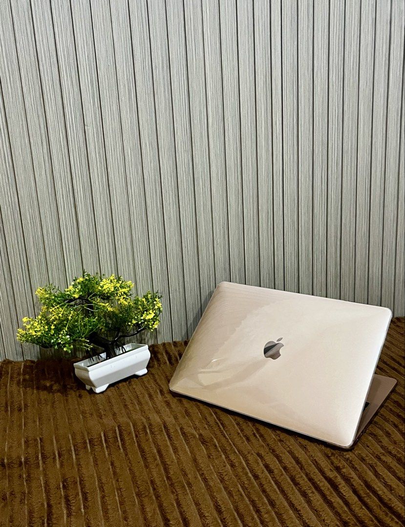 Apple Macbook Air (Category: Laptops & Notebooks) located in Manila. Submitted by jonathan_aliamen (Listing ID 1435508664, Image 3). Description: - Gold Apple Macbook Air Retina, 13-inch, 2019 Processor 1.1 GHz Dual-Core Intel Core 13 Graphics Intel Iris Plus Graphics 1536 MB Memory 8 GB 3733 MHZ 256gb macOS Sequoia 15.7.2 99%smooth No issue Verygood condition Package unit charger Sleeve pouch Ms offices Open cod cop.