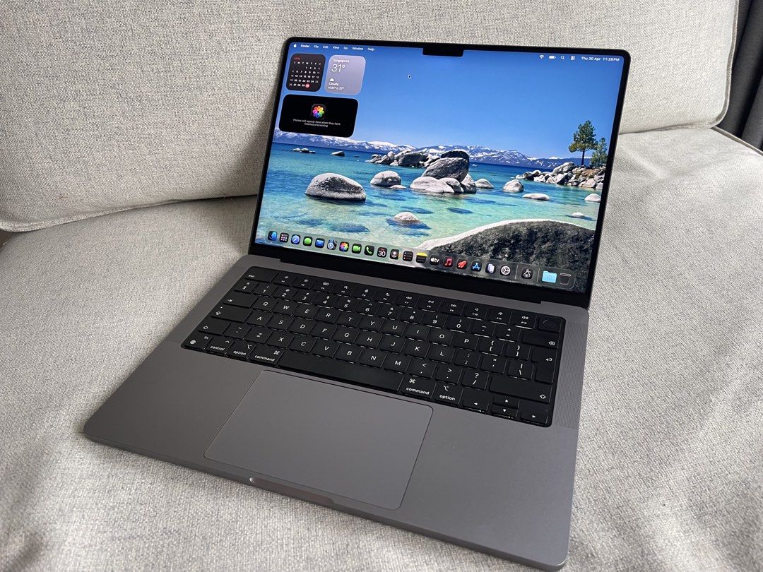 Apple MacBook Pro 14-inch (M2 Pro, 2023)